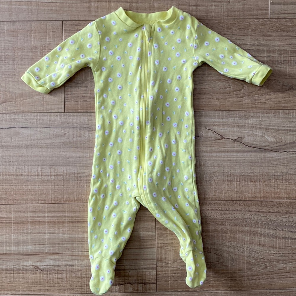 3/$10💛 George Zipper Footed PJs.Size 0-3 Month. Yellow Flowers